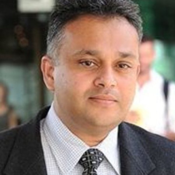 Julian Moti