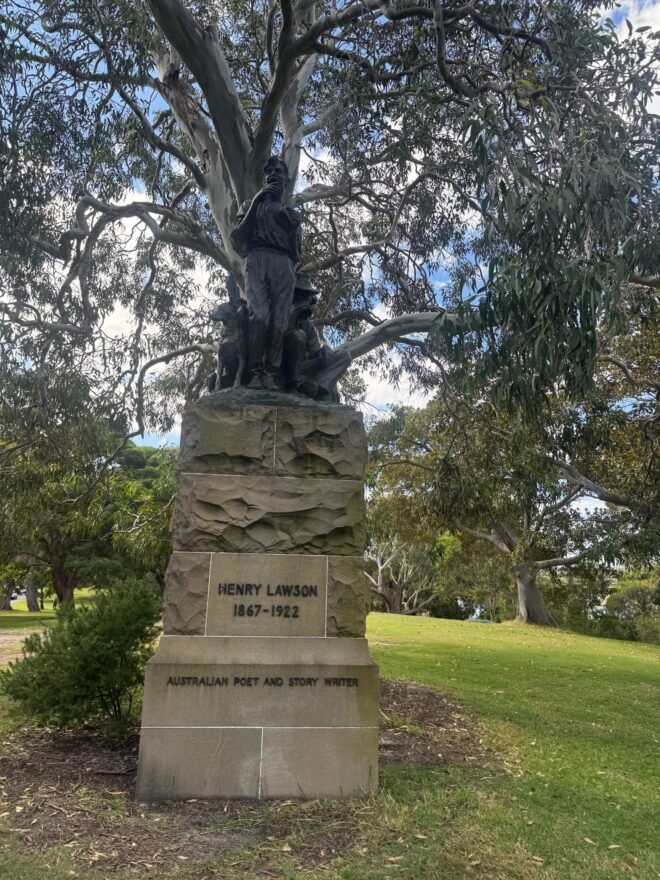 Henry Lawson monument/ The Domain, Syndey.